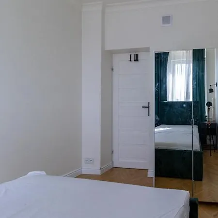Lejlighed Cozy Renovated In Bielany Next To Subway