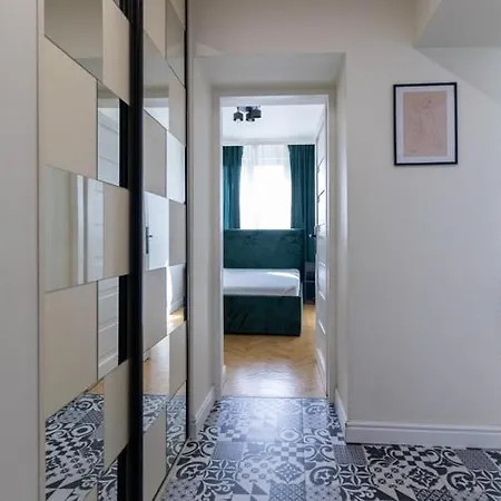 Lejlighed Cozy Renovated In Bielany Next To Subway *