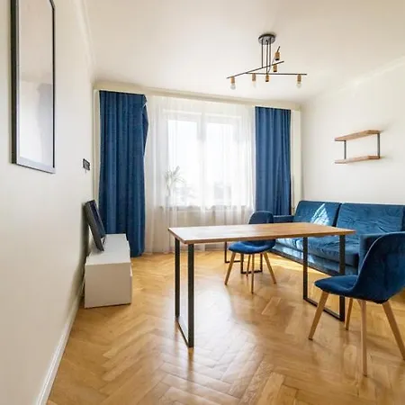 Apartment Cozy Renovated In Bielany Next To Subway